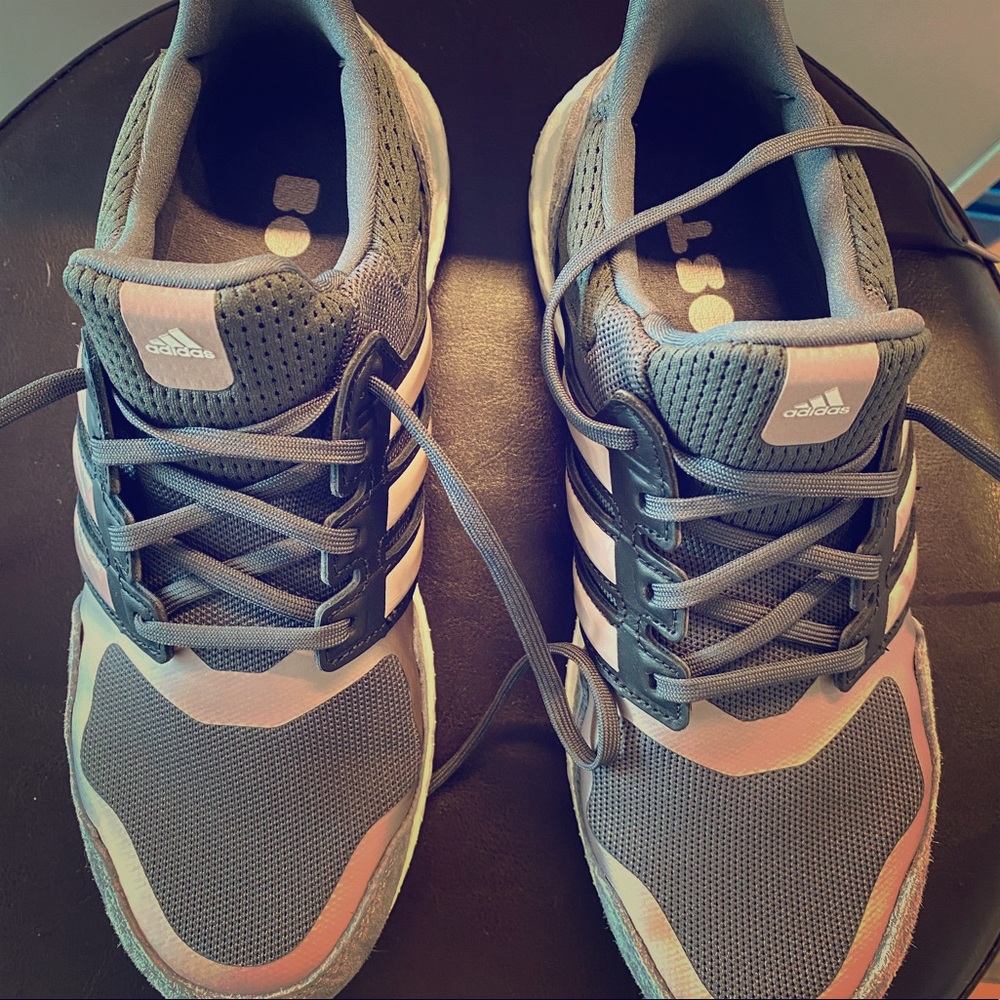 Adidas Ultra boost  DNA shows